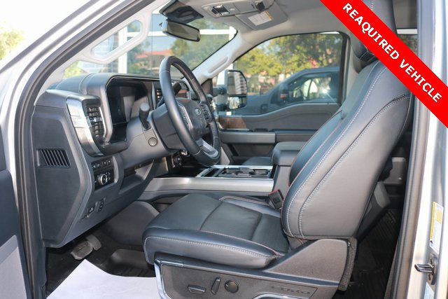 Used 2023 Ford F250 Lariat w/ FX4 Off-Road Package image 12