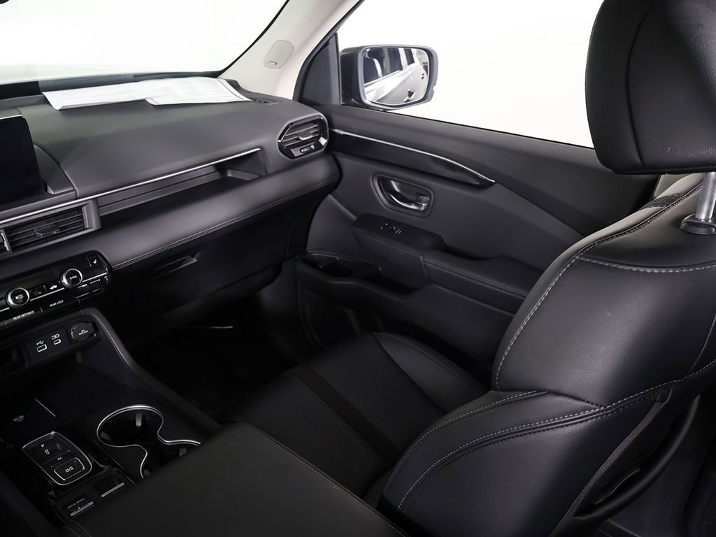 Used 2023 Honda Pilot Touring image 40