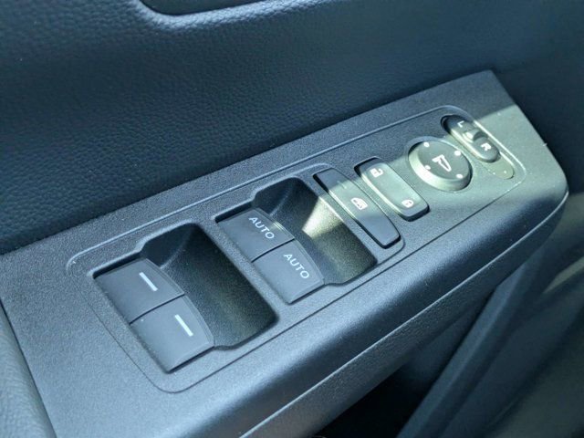 Used 2023 Honda CR-V Sport image 17