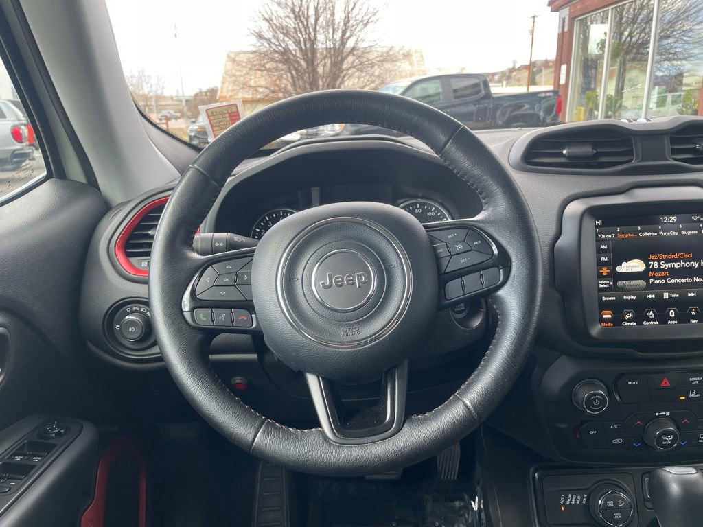 Used 2022 Jeep Renegade Trailhawk image 27