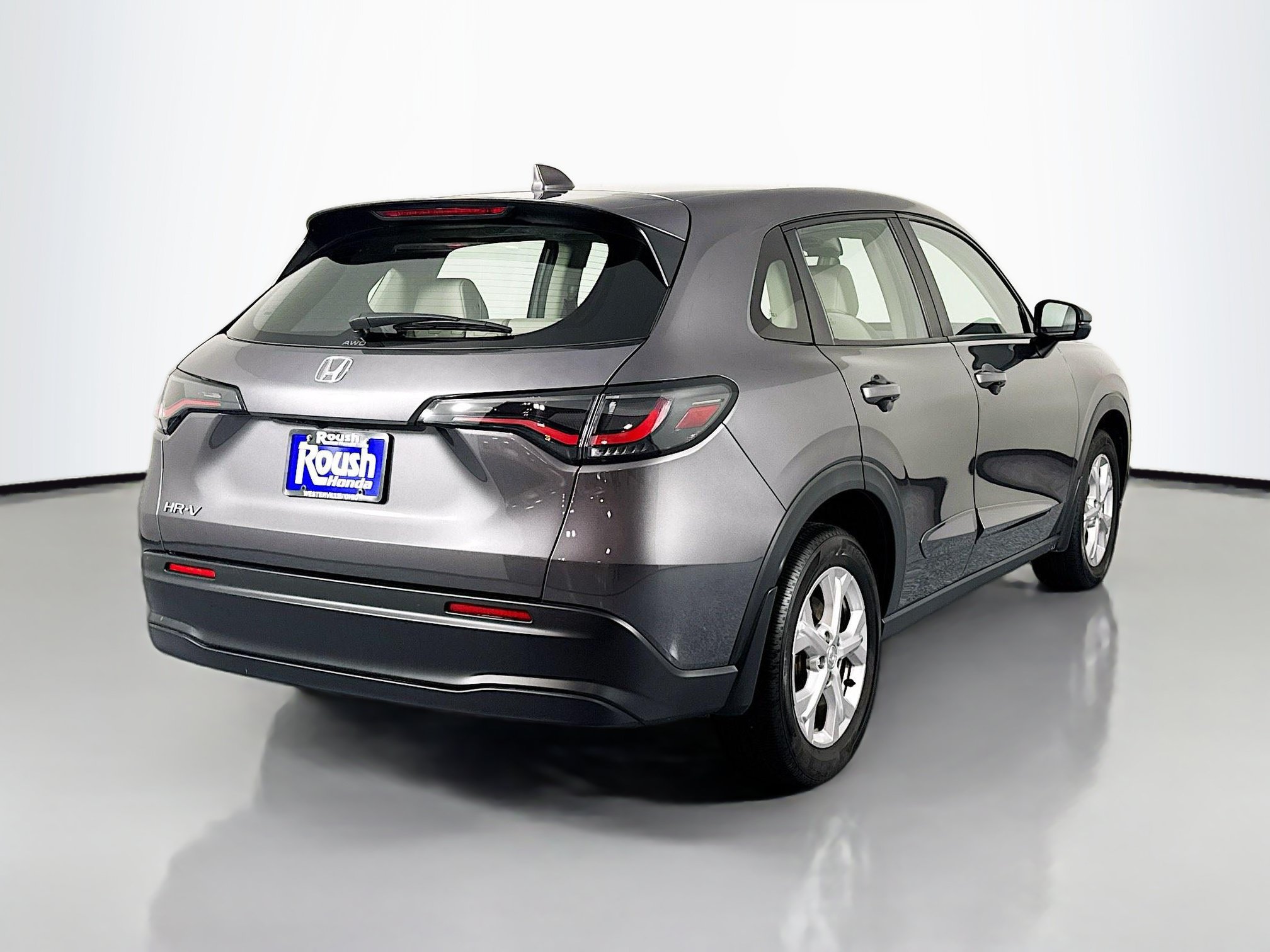 Certified 2024 Honda HR-V LX image 5