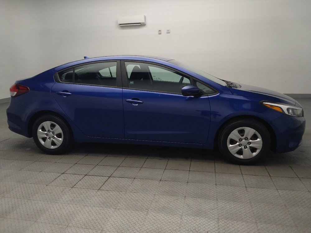 Used 2017 Kia Forte LX FWD image 11