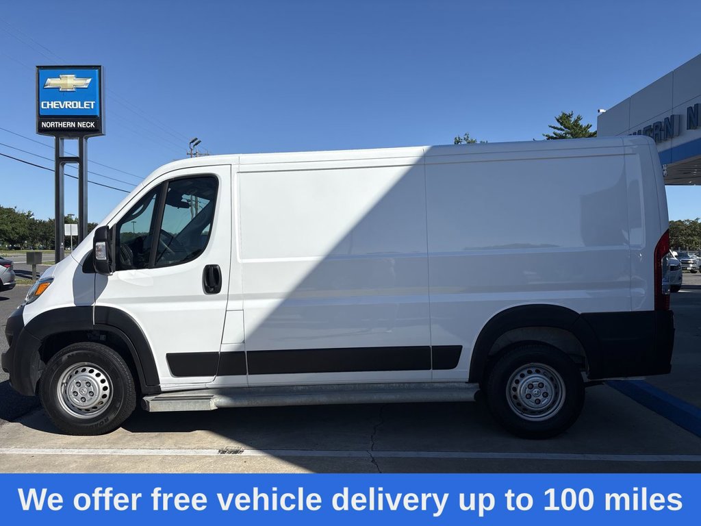 Used 2025 RAM ProMaster 2500 w/ U-Haul Equipment Group FWD image 5