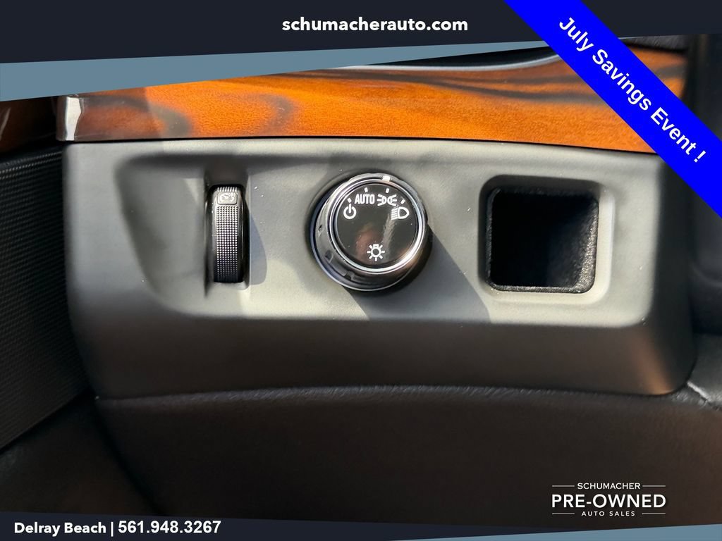 Used 2018 Cadillac Escalade ESV Luxury RWD image 27