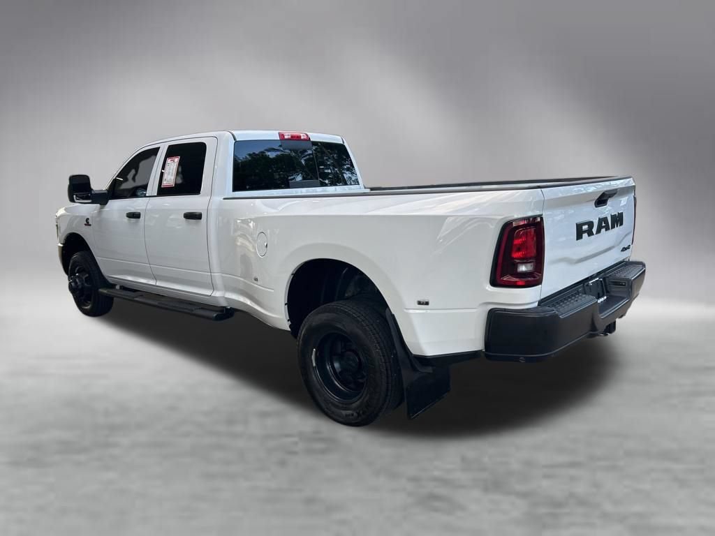 Used 2025 RAM 3500 Tradesman AWD/4WD image 4