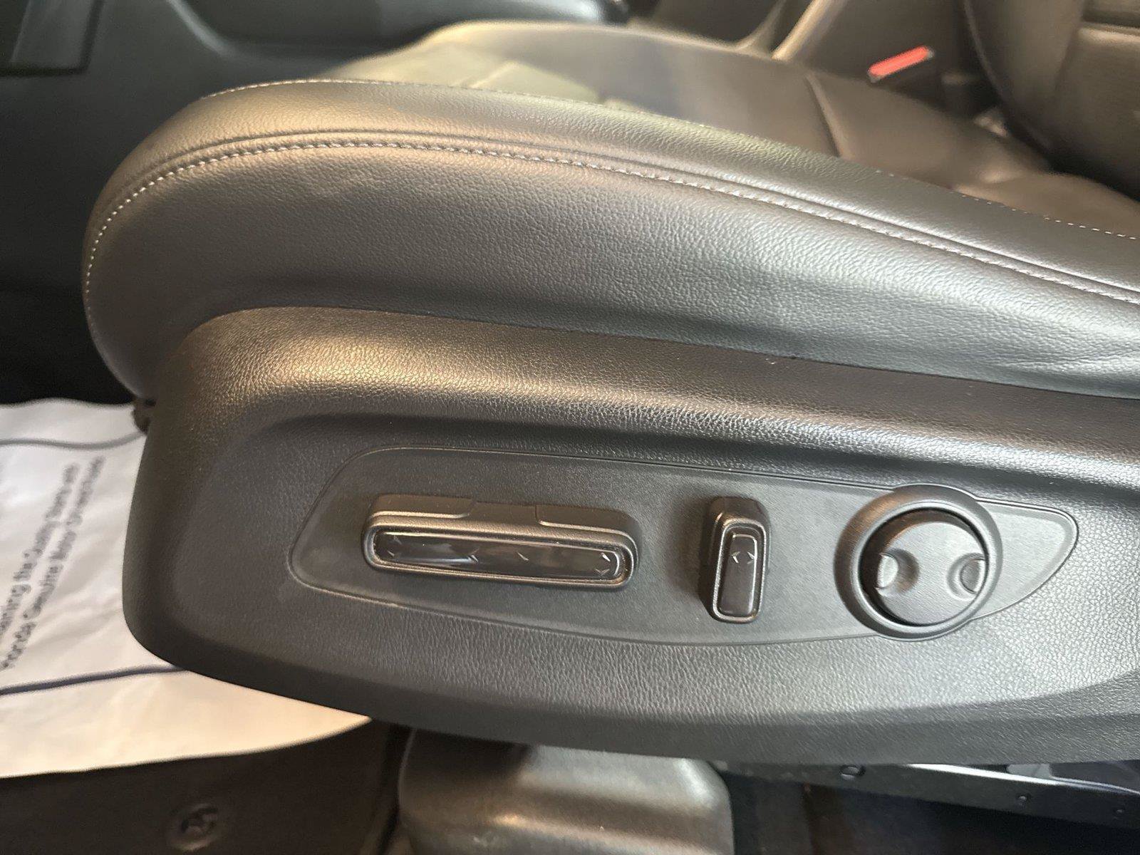 Used 2024 Honda CR-V EX-L image 14