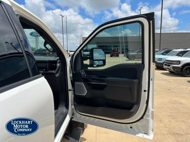 New 2026 Ford F450 Platinum w/ FX4 Off-Road Package AWD/4WD image 38