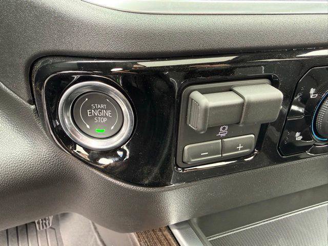 New 2026 Chevrolet Silverado 1500 RST w/ Dark Appearance Package image 48