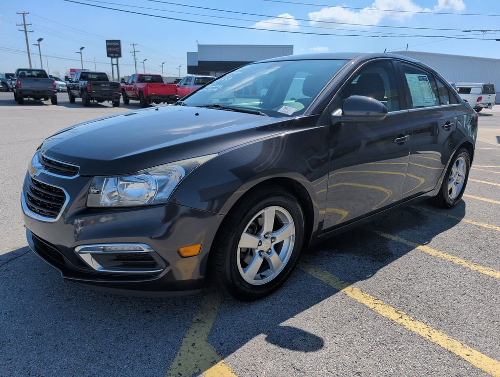 Used 2015 Chevrolet Cruze LT image 3