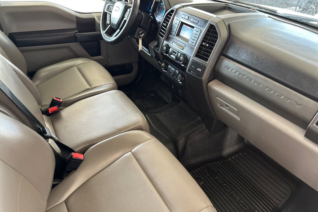 Used 2020 Ford F350 XL w/ Power Equipment Group image 17