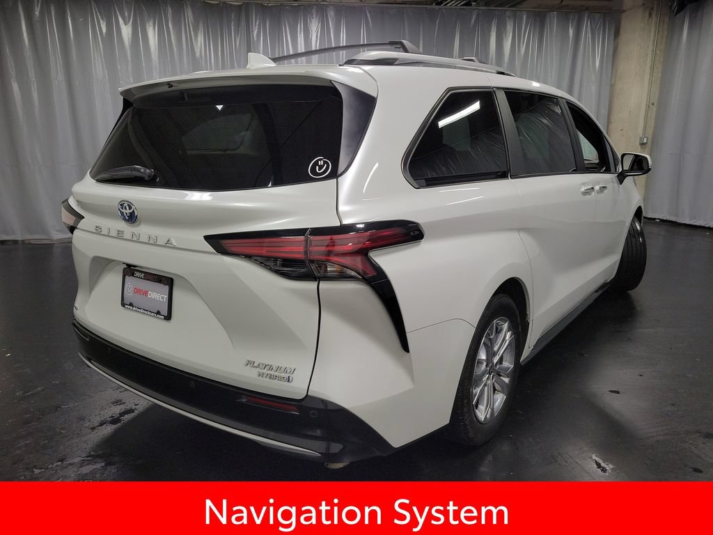 Used 2024 Toyota Sienna Platinum AWD/4WD image 8
