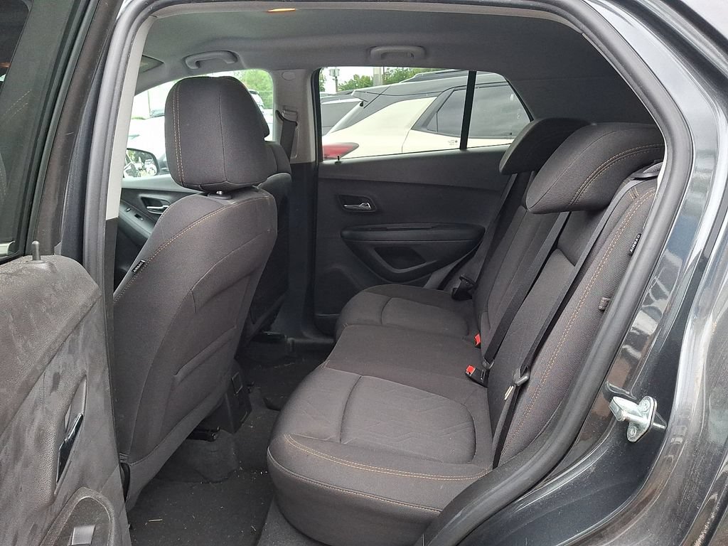 Used 2017 Chevrolet Trax LT FWD image 10
