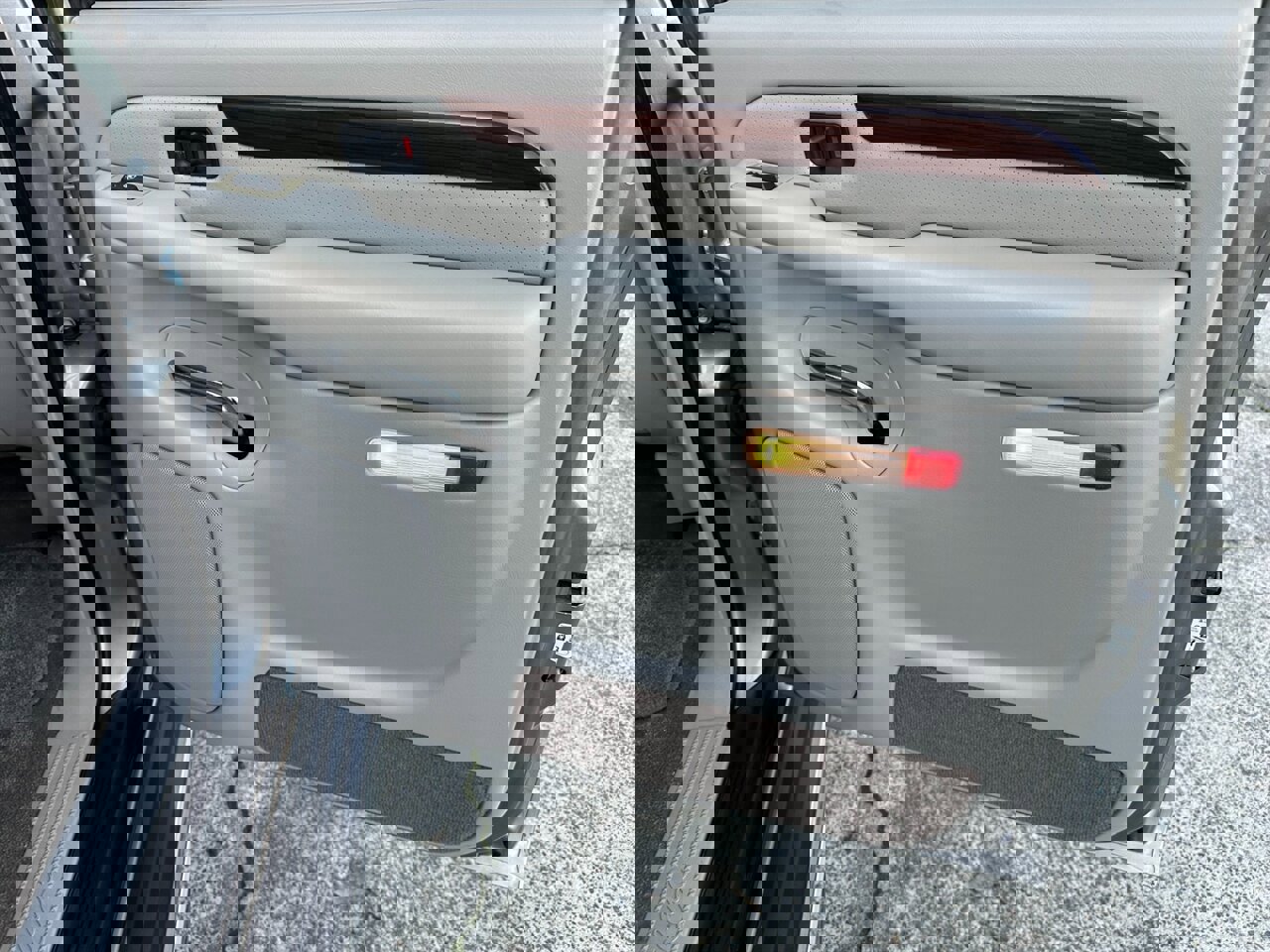 Used 2002 Cadillac Escalade EXT image 51