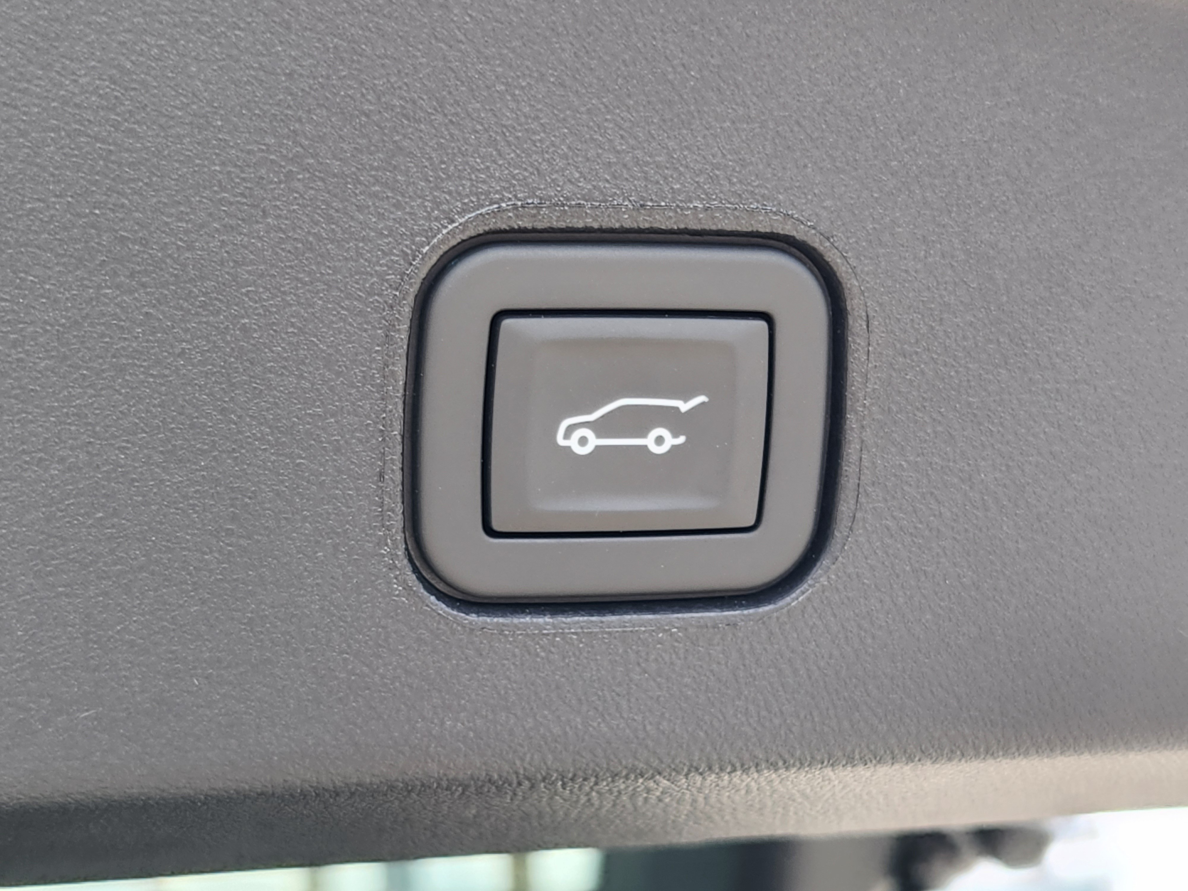 New 2025 Cadillac Lyriq Sport w/ LPO, Floor Liner Package RWD image 13