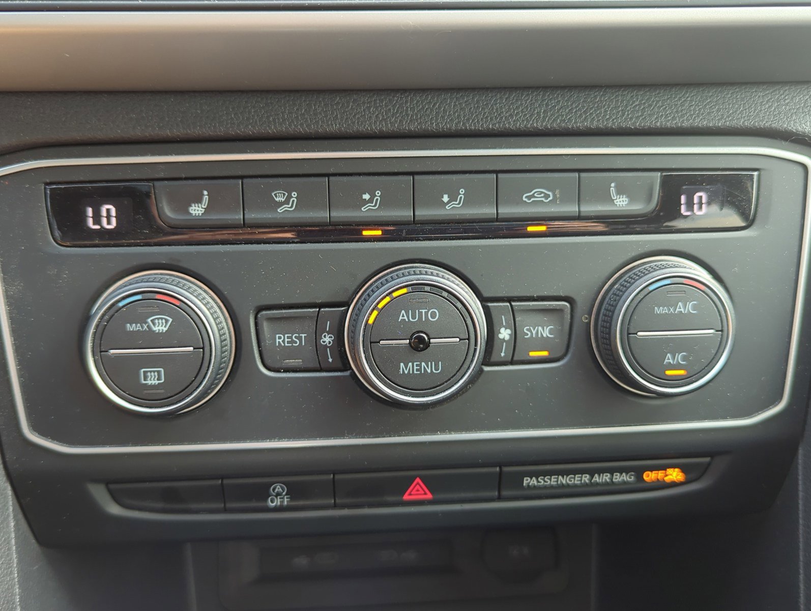 Used 2021 Volkswagen Atlas SE image 7