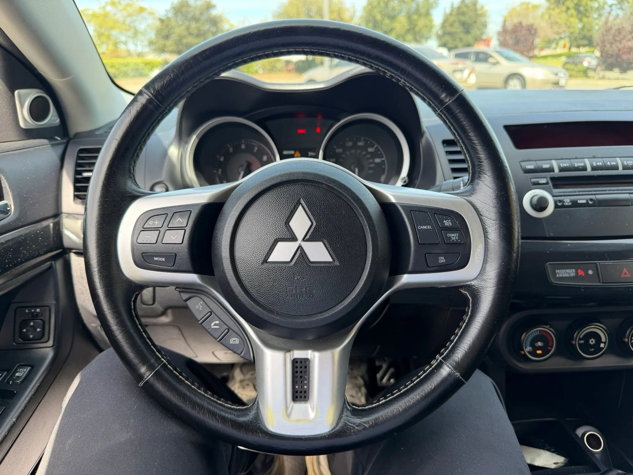 Used 2013 Mitsubishi Lancer Evolution GSR image 8