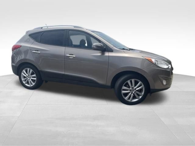 Used 2010 Hyundai Tucson Limited AWD/4WD image 11