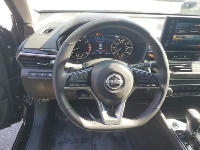 Certified 2023 Nissan Altima 2.5 SR w/ SR Premium Package AWD/4WD image 16
