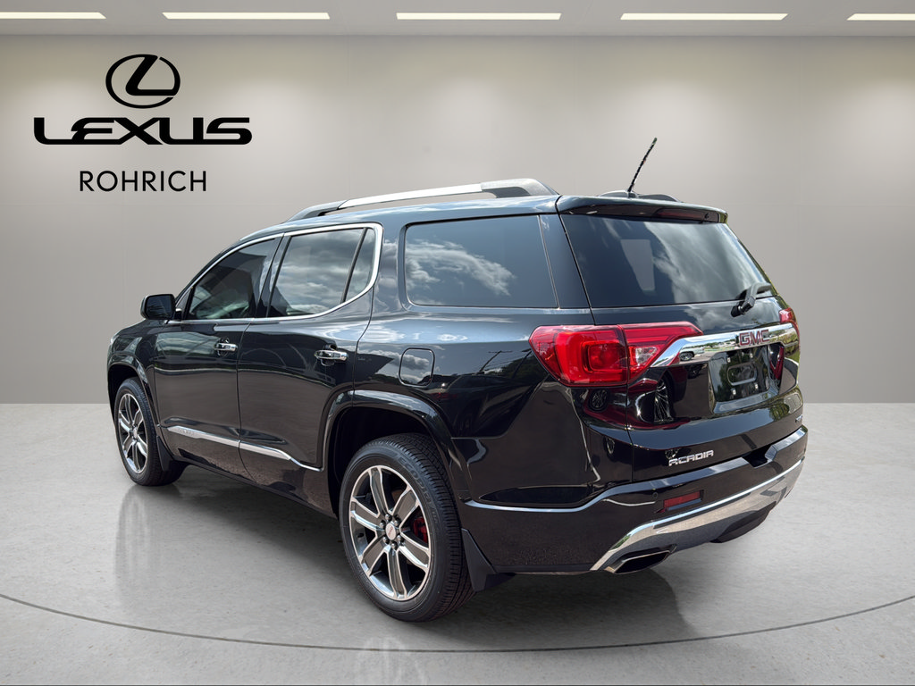 Used 2017 GMC Acadia Denali w/ Technology Package AWD/4WD image 8