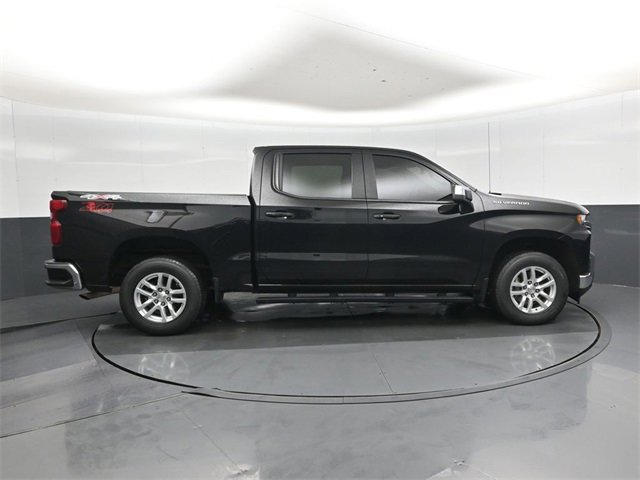 Used 2021 Chevrolet Silverado 1500 LT image 2