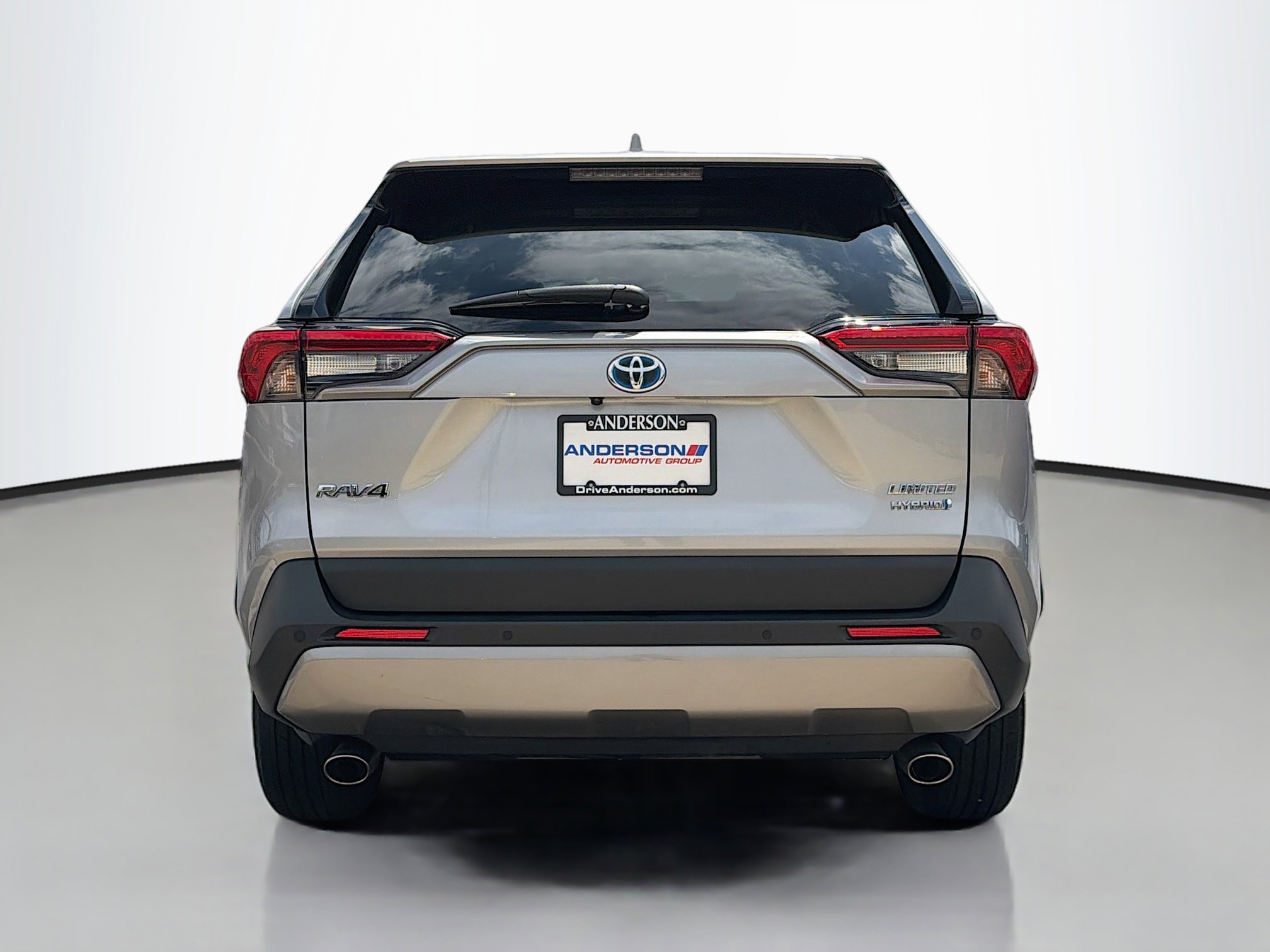 Used 2024 Toyota RAV4 Limited AWD/4WD image 17