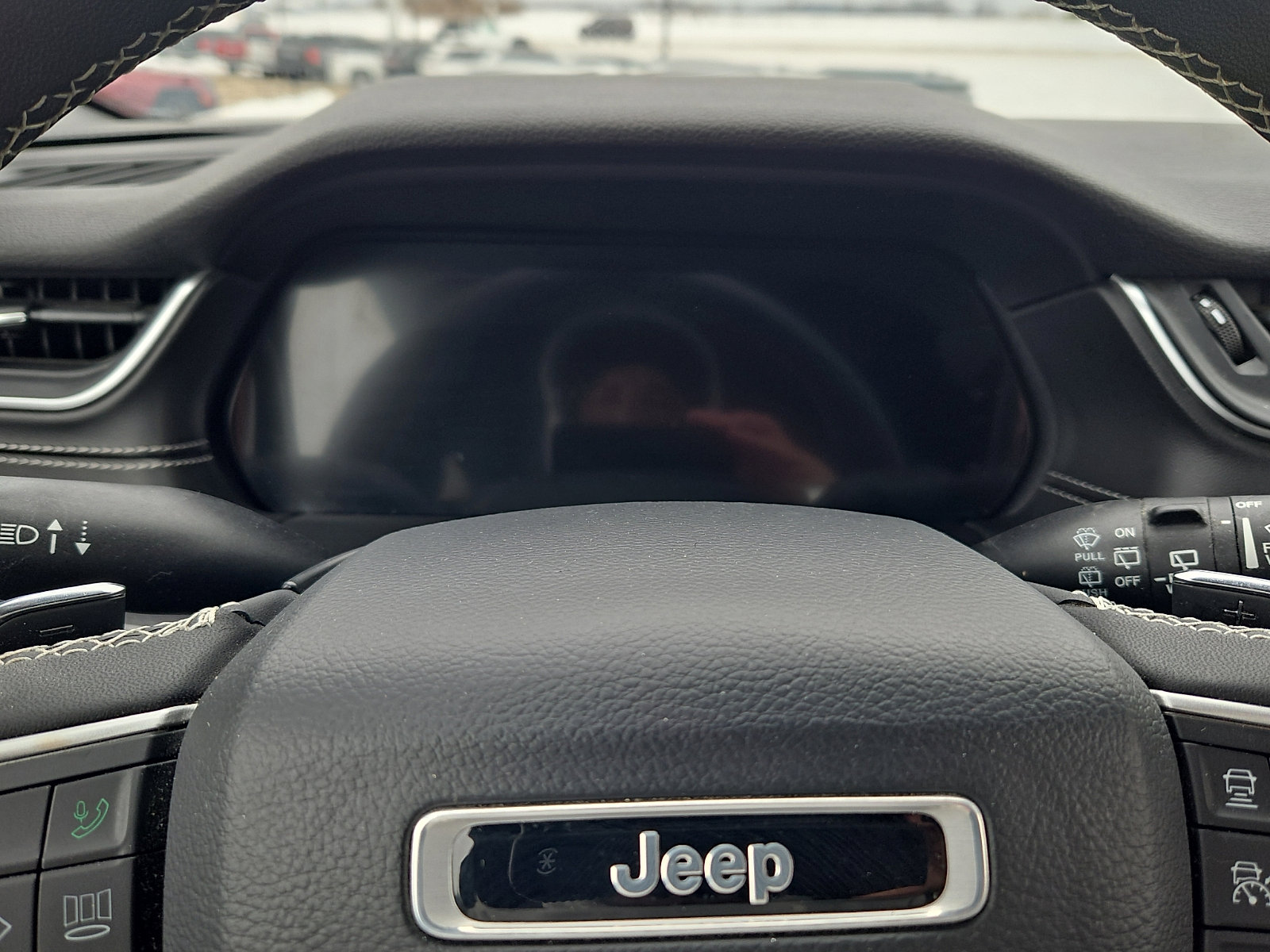 Used 2023 Jeep Grand Cherokee Altitude image 16