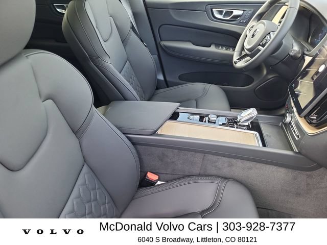 New 2026 Volvo XC60 T8 Plus w/ Climate Package PRO AWD/4WD image 17