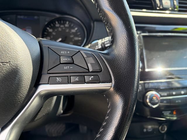 Used 2022 Nissan Rogue Sport SV AWD/4WD image 27