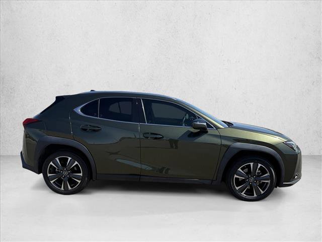 Used 2021 Lexus UX 200 w/ Accessory Package (Z2) image 4