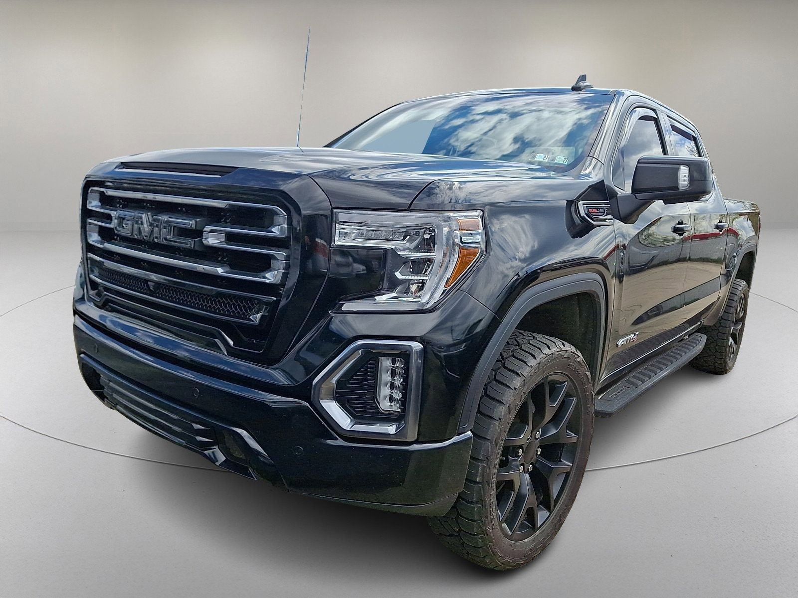 Used 2020 GMC Sierra 1500 AT4 w/ Off-Road Performance Package image 4