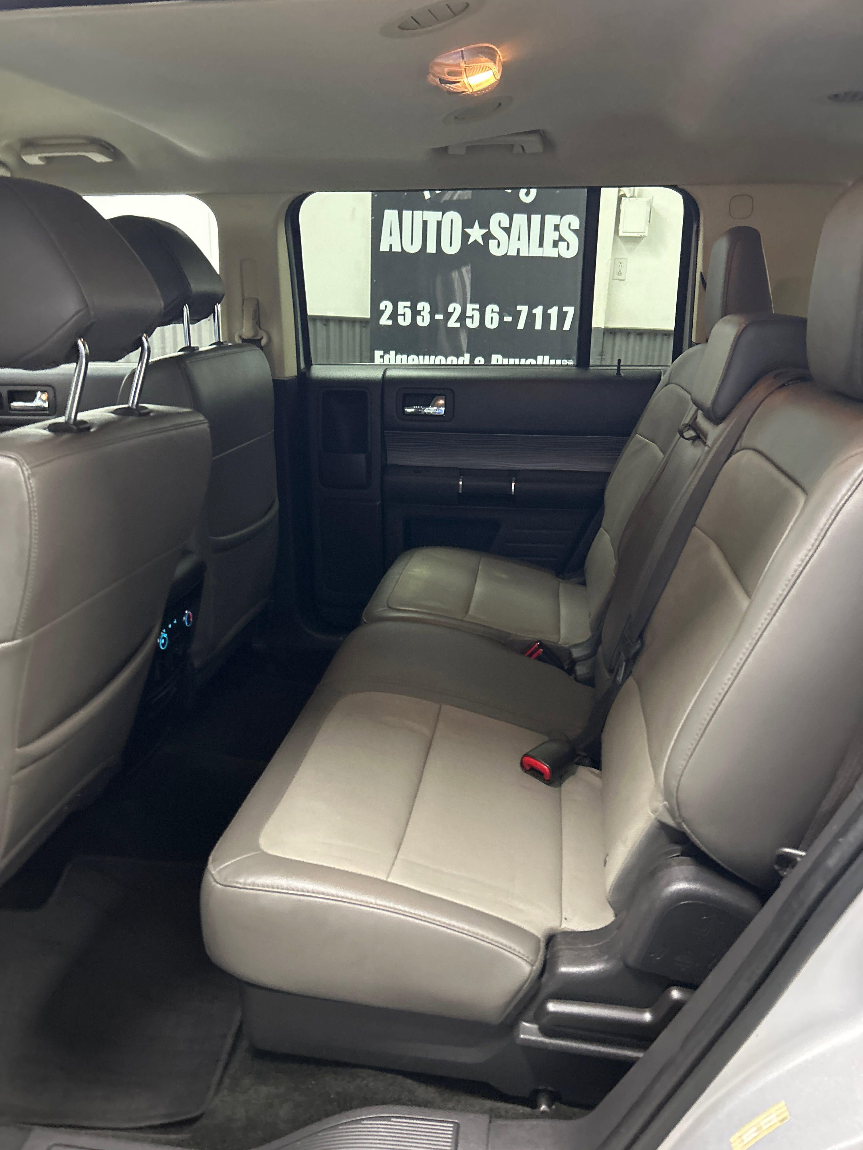 Used 2016 Ford Flex SEL w/ Equipment Group 202A FWD image 10