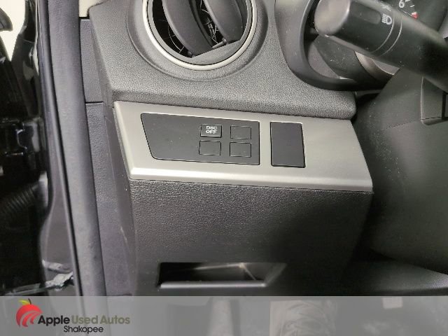 Used 2010 MAZDA MAZDA3 i Touring FWD image 22