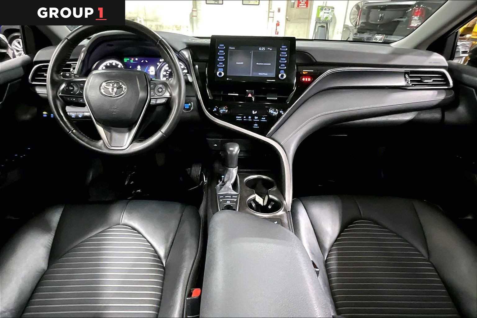 Used 2024 Toyota Camry SE w/ Cold Weather Package AWD/4WD image 16