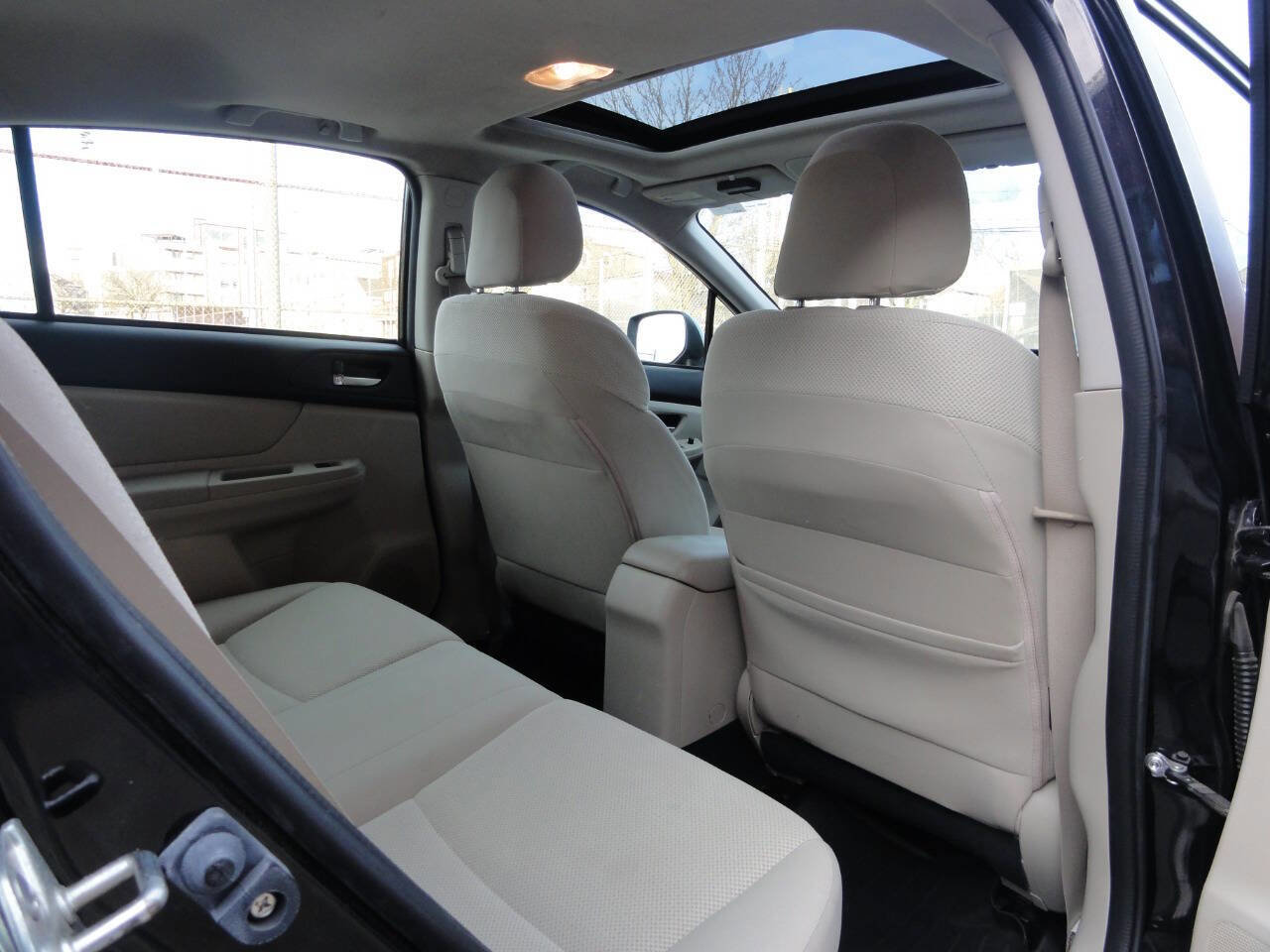 Used 2014 Subaru Impreza 2.0i Premium image 21