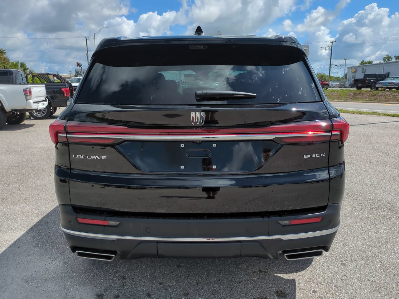New 2026 Buick Enclave Preferred w/ Power Package FWD image 5