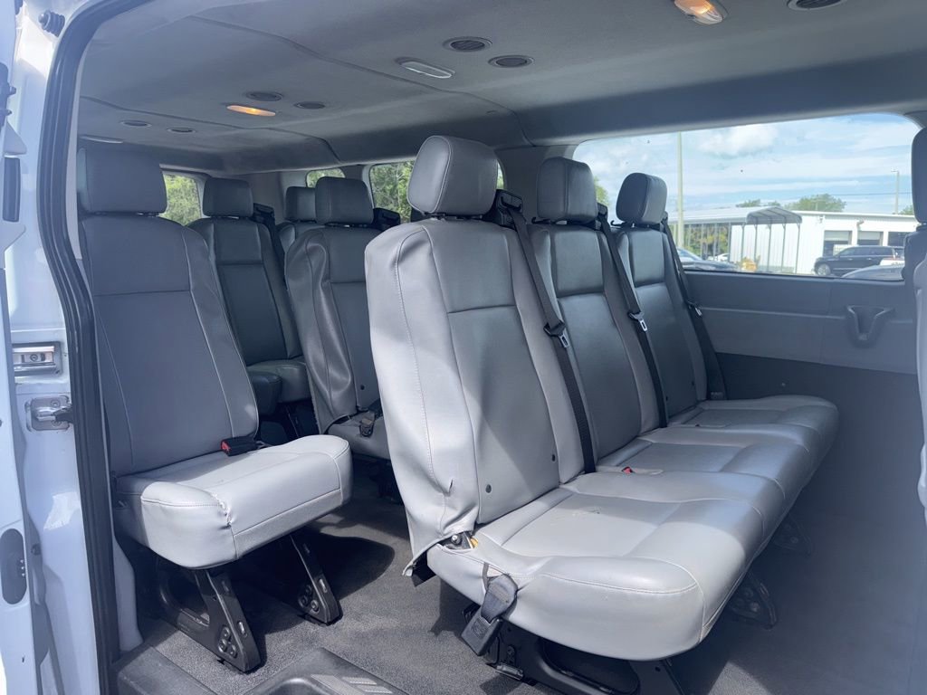 Used 2019 Ford Transit 350 XL RWD image 5