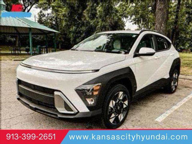 New 2025 Hyundai Santa Fe Calligraphy image 1