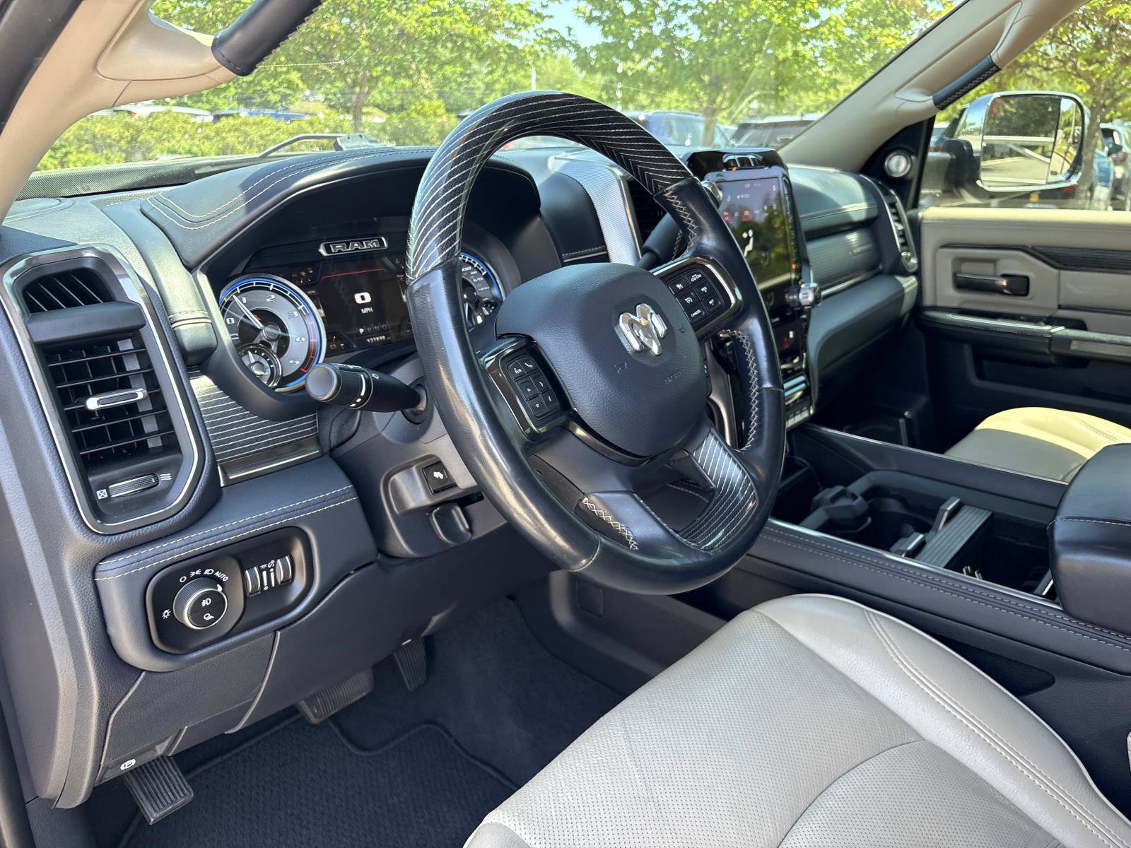 Used 2020 RAM 2500 Limited image 19