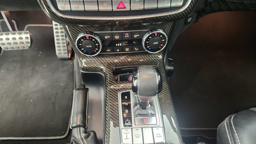 Used 2017 Mercedes-Benz G 550 Squared image 27