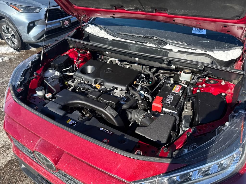 Used 2021 Toyota RAV4 XLE w/ Convenience Package image 43