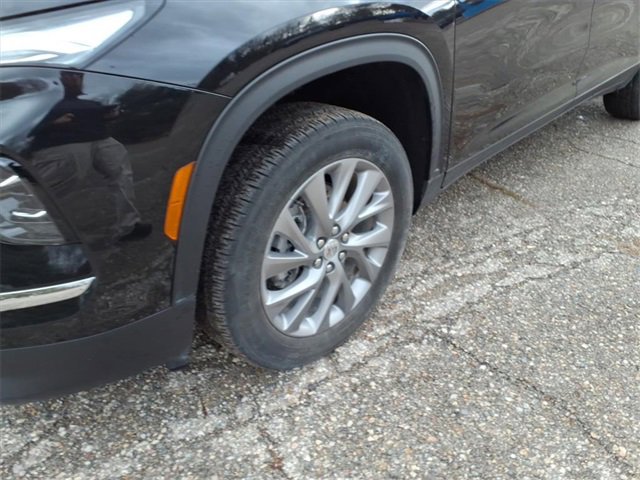 Used 2025 Buick Enclave Preferred image 4