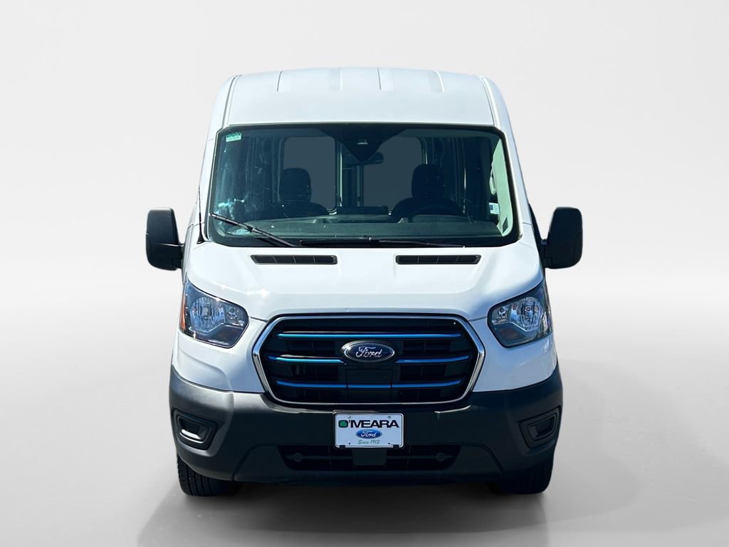 Used 2022 Ford E-Transit Medium Roof image 9