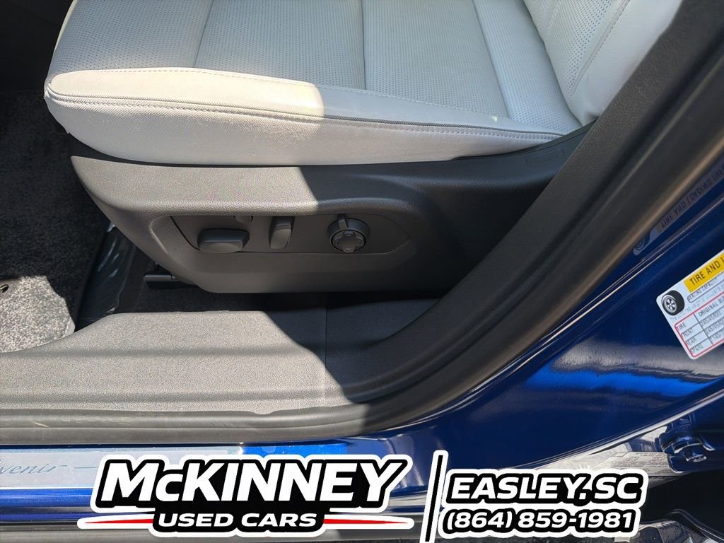 Used 2024 Buick Envision Avenir AWD/4WD image 51