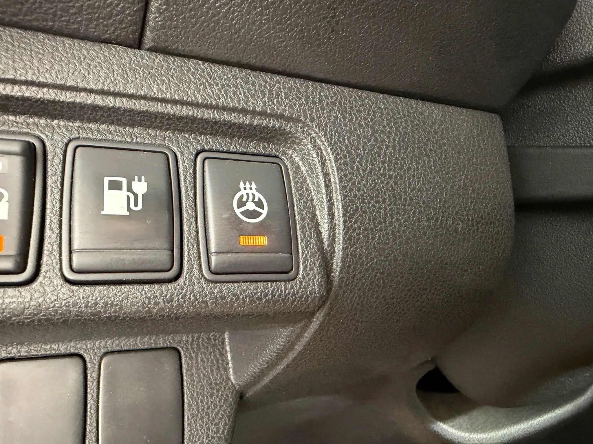 Used 2013 Nissan Leaf SL w/ Premium Pkg FWD image 18