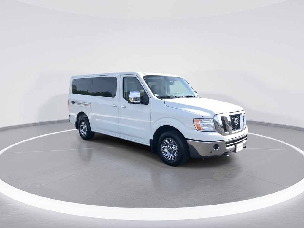 Used 2016 Nissan NV 3500 SL RWD image 2
