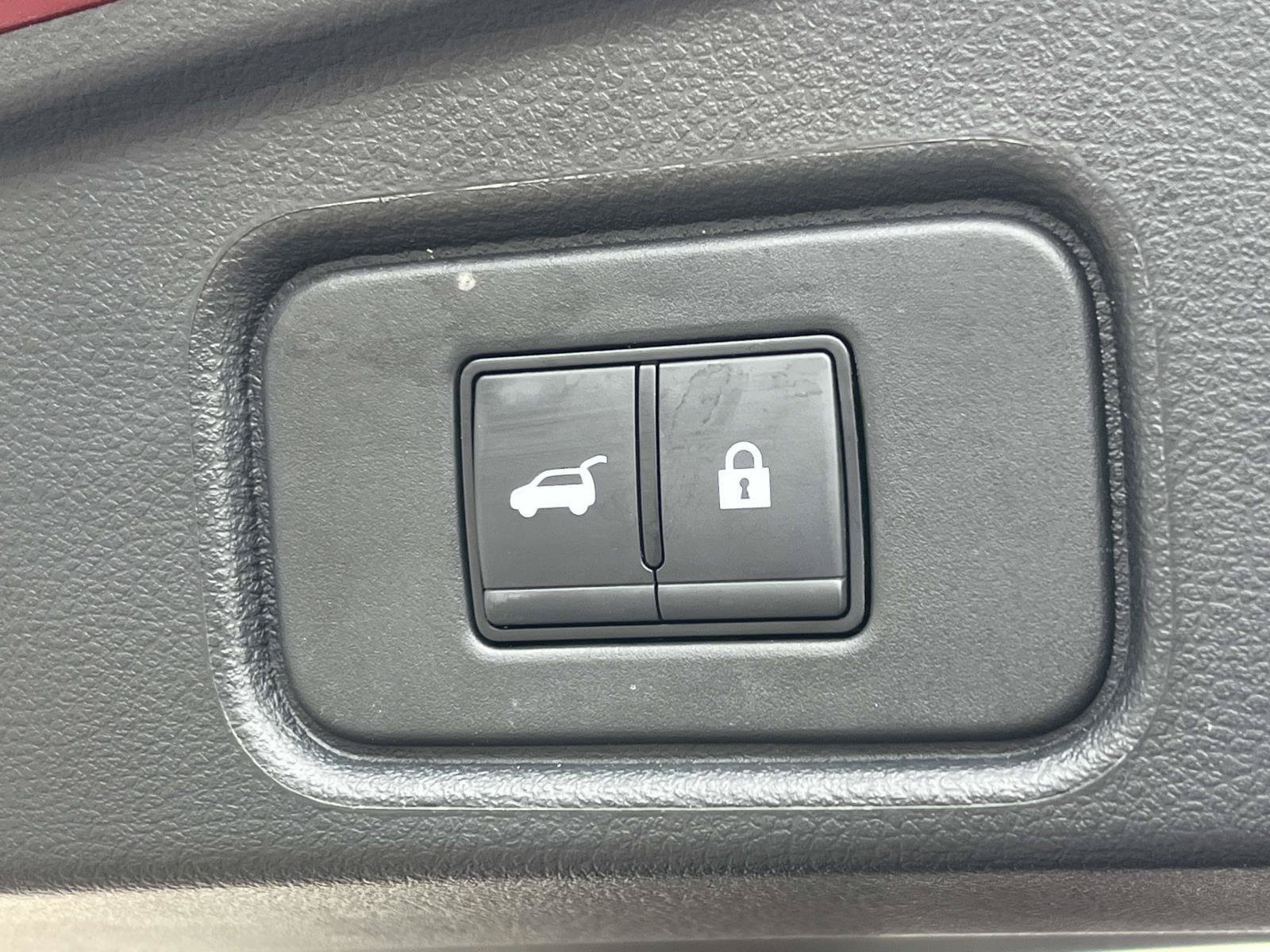Used 2023 Nissan Pathfinder Platinum w/ Cargo Package FWD image 11