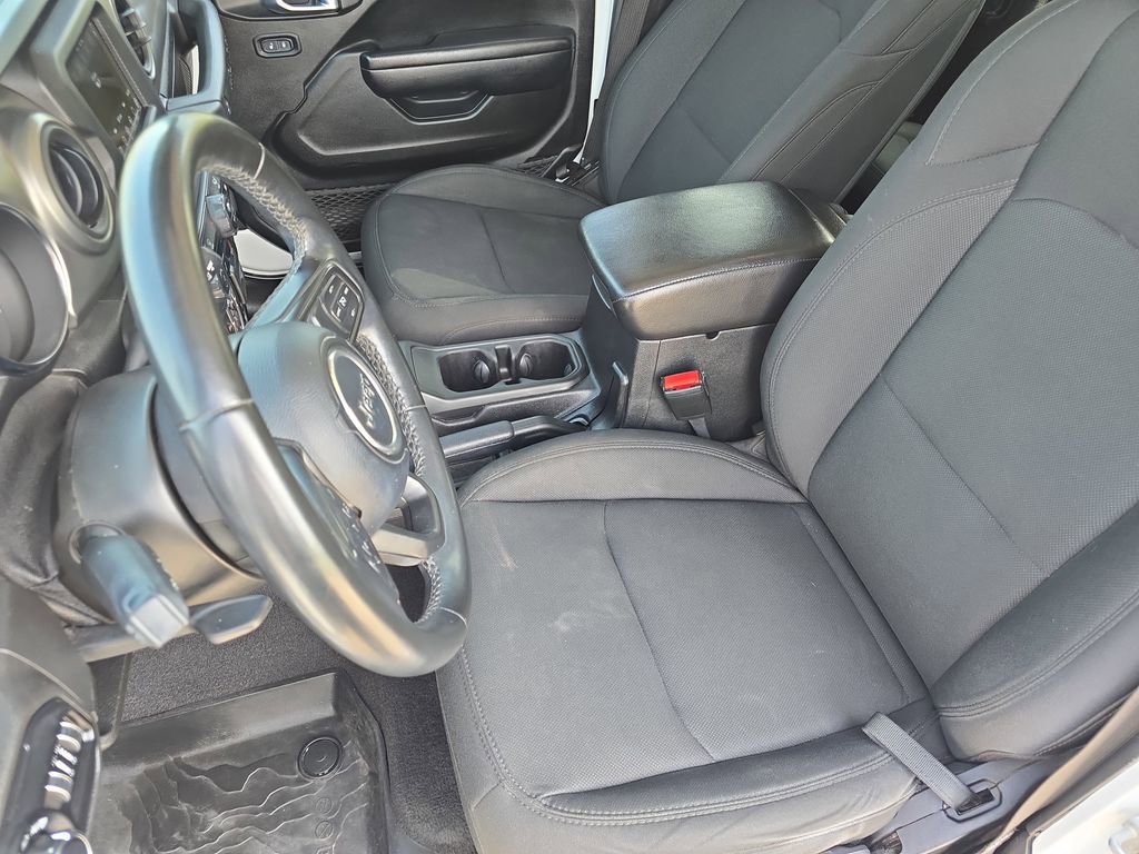 Used 2021 Jeep Wrangler Unlimited Sport AWD/4WD image 15