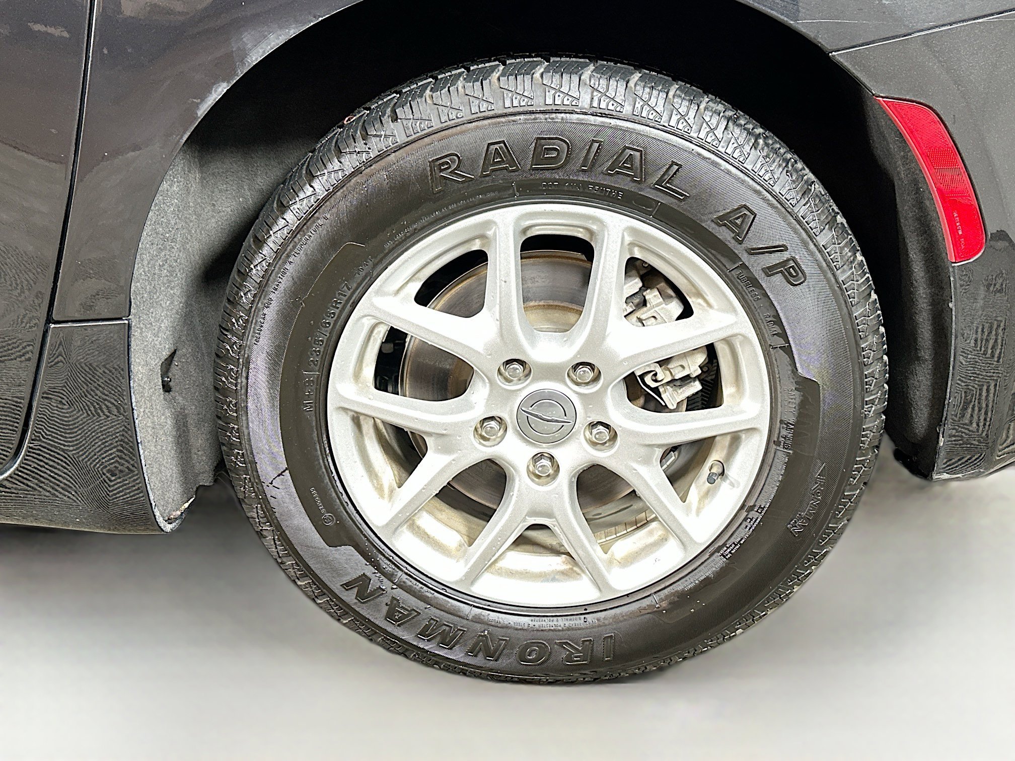 Used 2023 Chrysler Pacifica Touring-L FWD image 30