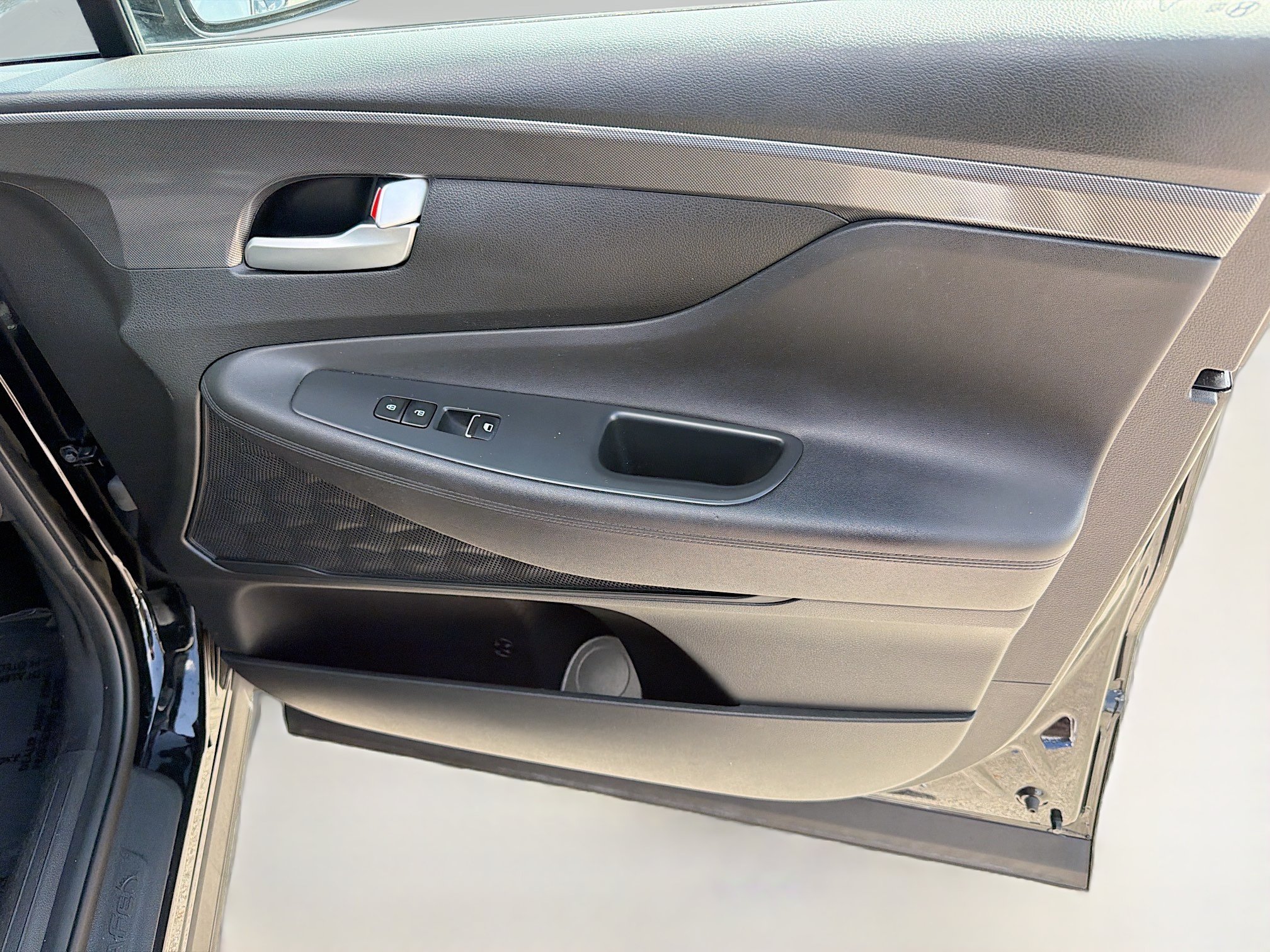 Used 2023 Hyundai Santa Fe SE FWD image 30