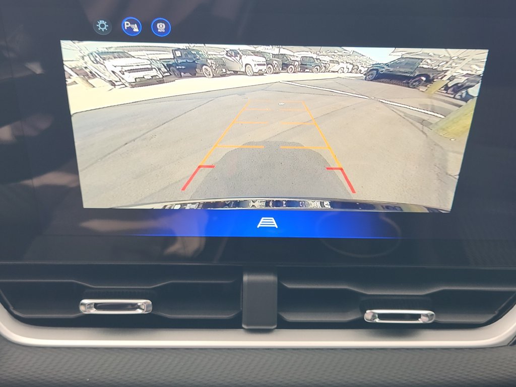 New 2027 Chevrolet Equinox LT FWD image 13